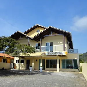 Casa de hóspedes Rota Do Sol Suítes Sem Café Da Manhã E Sem Limpeza